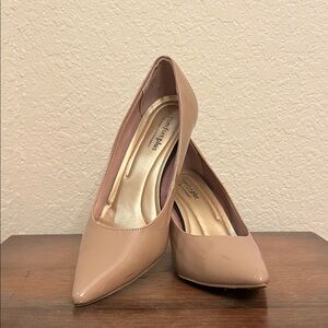 Comfort Plus by Predictions Women's Tan Heels